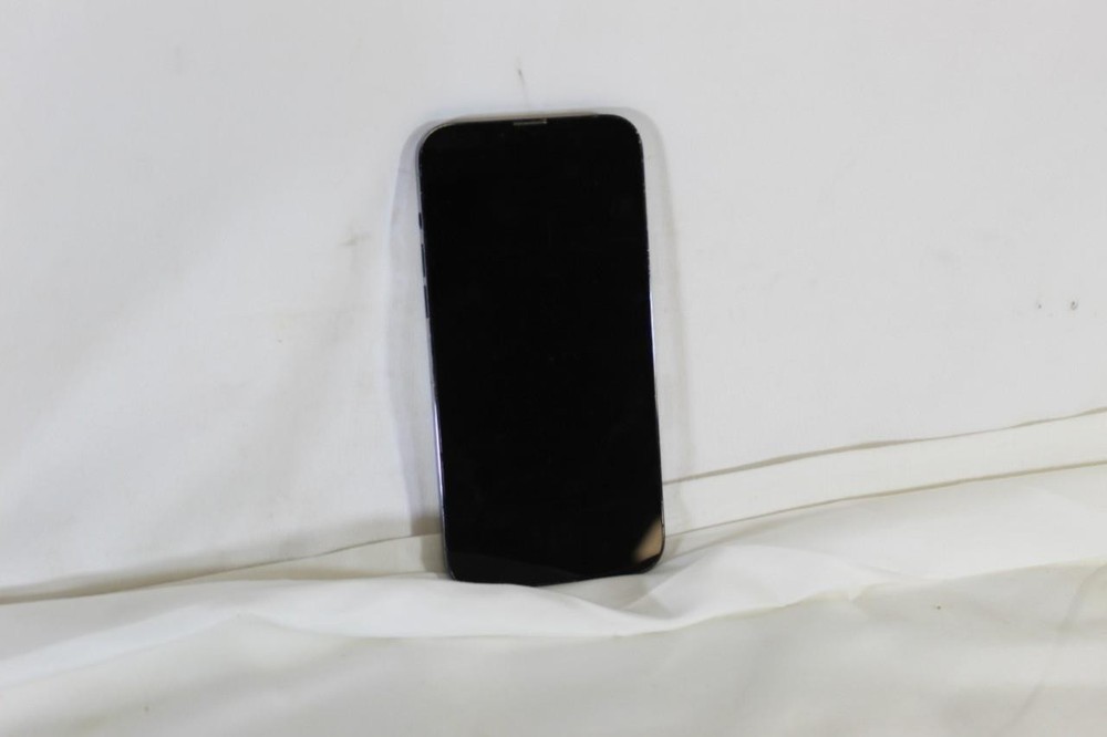 IPhone 13 Pro Max – White Screen – For Parts/As Is