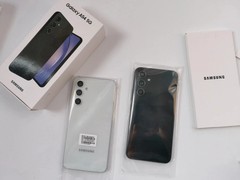 New SEALED Samsung Galaxy A54 5G SM-A546U1 US Version Factory Unlocked Black