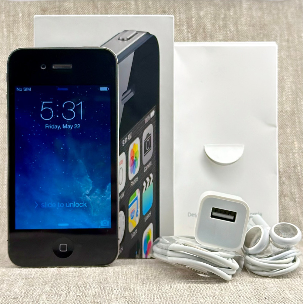 Apple iPhone 4S 8GB Black Smartphone Unlocked iOS 7.0.6 Complete Box CIB A1387