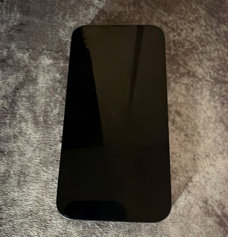 Apple iPhone 13 128GB Black Smartphone Lightning Connectivity Used