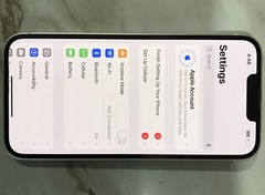 Apple iPhone 14 128GB White Network Unlocked Touch Screen Bluetooth Wi-Fi
