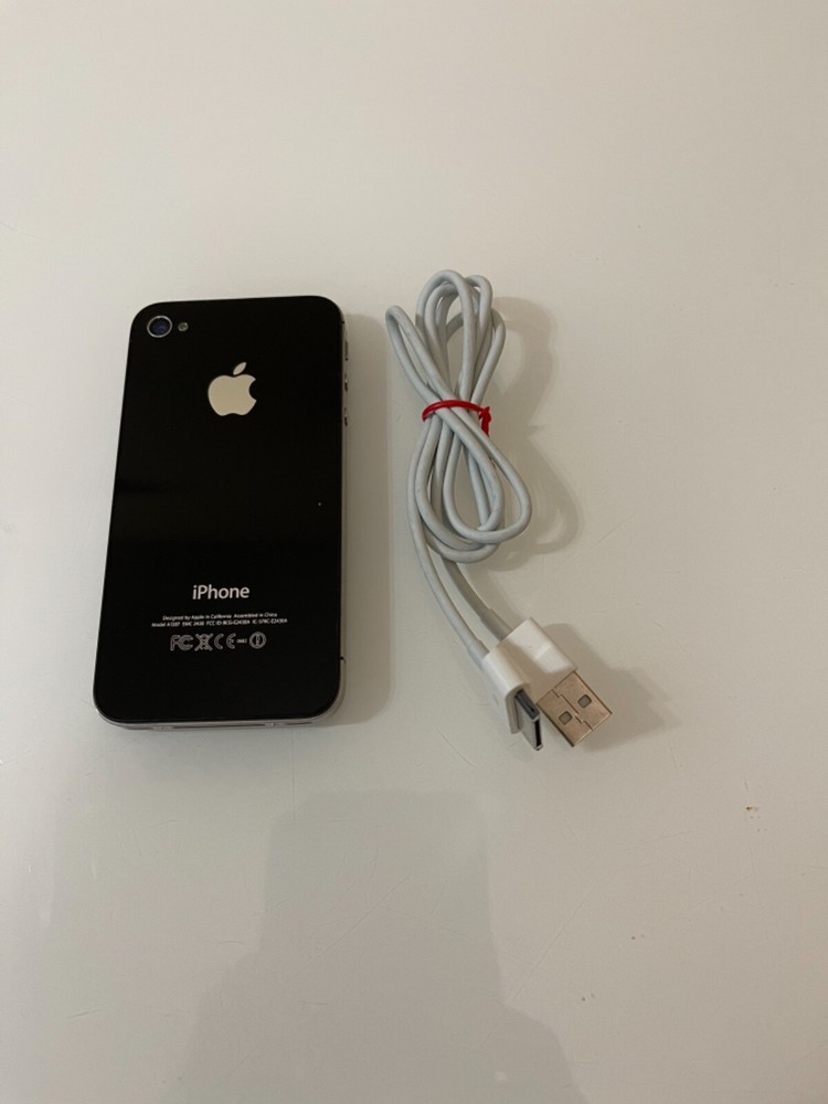 Apple iPhone 4s – 16GB – Black (Unlocked) A1387 (CDMA + GSM) (CA)