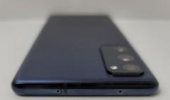 Samsung Galaxy S20 FE 5G SM-G781U1 128GB Cloud Navy Unlocked GOOD!