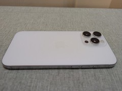 Apple iPhone 16 Pro Max 1TB White Titanium 97% Battery Complete w/Box – See Pics