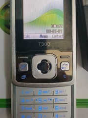 GOOD Sony Ericsson T303 – 8 MB – Silver (Unlocked) 2G mobile phone