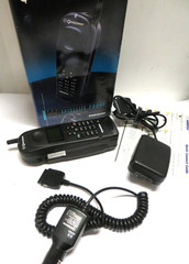 Qualcomm GSP-1600 Globalstar Tri-Mode Satellite Cell Phone Cellular Mobile Boxed