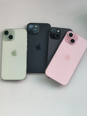 Apple iPhone 15 Unlocked Very Good Condition All Colors 128-256GB With Face ID