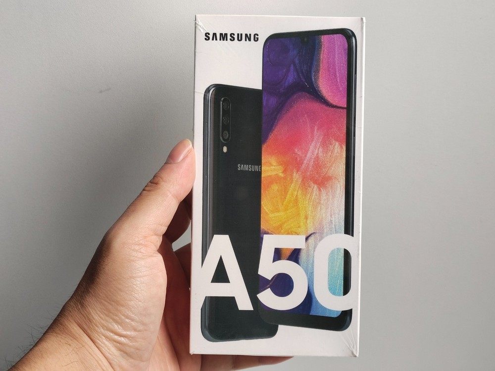 Excellent Samsung Galaxy A50 128GB Factory UNlocked(any carrier)Dual SIM GIFT