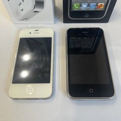 Apple iPhone 3GS Black & iPhone 4 White Bundle – Original Boxes & Chargers