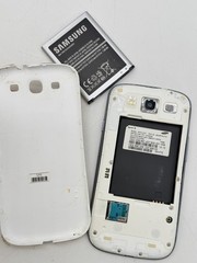 Samsung Galaxy S3 White Cellphone Phone RARE SPH-L710 Untested (Read Dead)