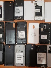 Lot of 15 Mixed Brand LG /and other 32GB/16GB/8GB Smartphone For part