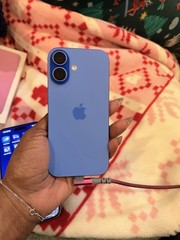 Apple iPhone 16 128GB Blue Factory Unlocked eSIM iOS 12MP Touchscreen