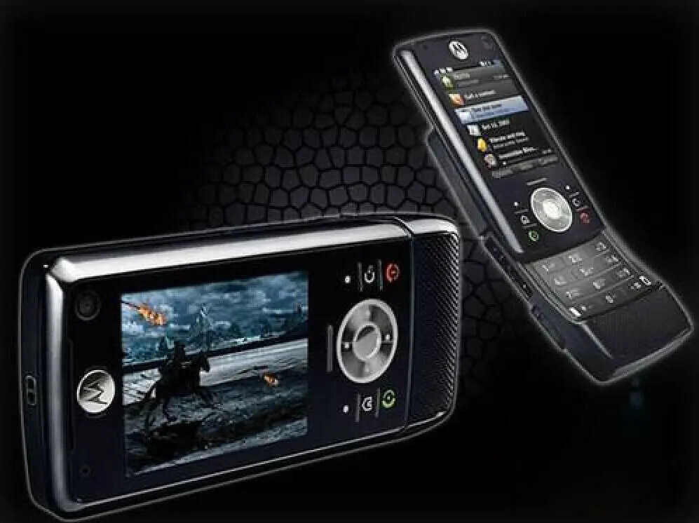 Motorola MOTO RIZR Z8 Slide Mobile Phone Camera Bluetooth 3G HSDPA 2100 Unlocked