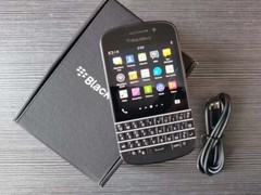 Blackberry Q10 Smartphone Dual Core 8MP GPS WiFi Bluetooth 4G (Verizon Wireless)