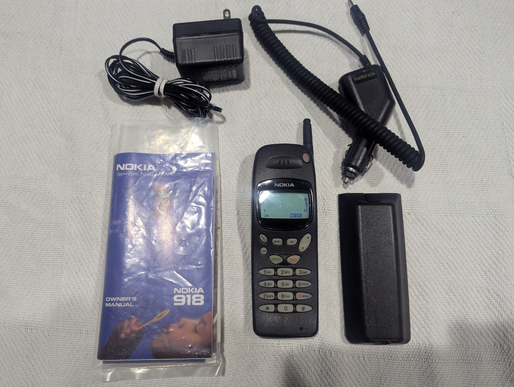 Nokia NHA-5NA Cell Phone