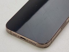 Apple iPhone 16 Pro (A3083) 128GB – Desert Titanium (Unlocked) – *DISPLAY SPOT*