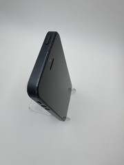 Apple iPhone 5 16GB in Black & Slate – Unlocked for Any Carrier