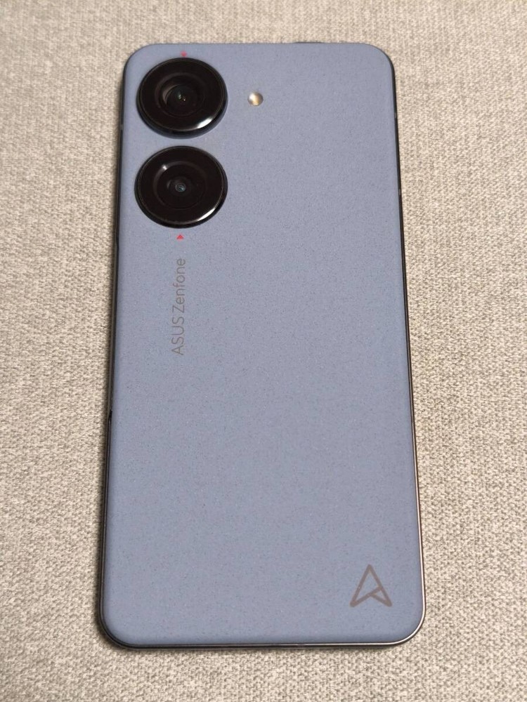 ASUS Zenfone 10 – 256 GB – Starry Blue (Unlocked)