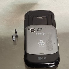 LG Remarq LH LN240 LG LN240, LG Imprint MN240 Slider Cellphone 2010