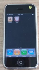 Apple iPhone 1st Generation iPhone 2G GSM 4/8/16GB iOS 1/iOS 3 Black Unlocked