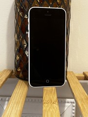 iPhone 5C White 8GB Unlocked TESTED WORKING
