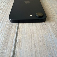 iPhone 16e 128gb ATT, Cricket Only 100% Battery health