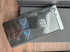 Never used BlackBerry KEYone – 32 GB 64GB – Black Silver (Unlocked) 4G phone