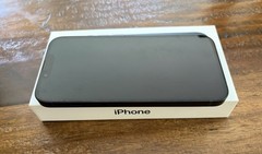Apple iPhone 13-128GB-MLML3LL/A-Model A2482-Midnight-Unlocked-Original Box-Mint