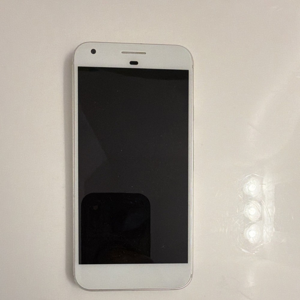 Google Pixel Smartphone 12.3MP White Silver 5in Android Wi-Fi Bluetooth USB