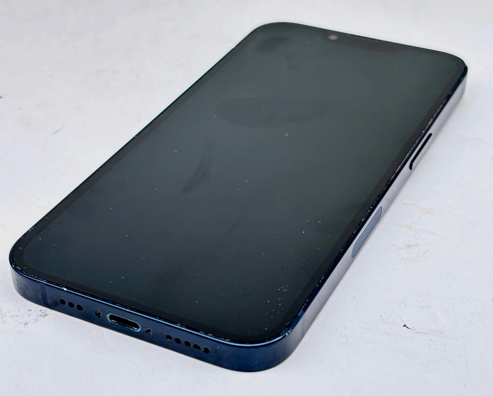 Apple iPhone 13 128GB Blue 6.1in Super Retina XDR 5G Smartphone MLML3LL/A