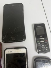 Random Lot of 8 Cell Phones Untested, for Parts or Repair Assorted Apple Samsung