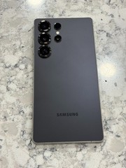 Samsung Galaxy S25 Ultra – 256GB – Titanium Black (Boost Mobile) / NEW*