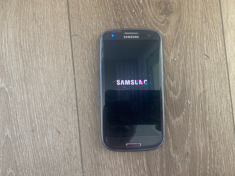 Samsung galaxy S III SCH-I535 4G 16GB Verizon Android Wireless Smartphone