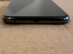 Apple iPhone 11 Pro – 256GB – Space Gray Unlocked A2160 (CDMA + GSM)