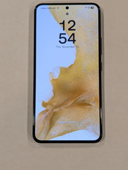 Samsung Galaxy S22 (SM-S901U1) – 128 GB – Phantom Black (Unlocked)