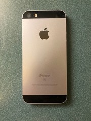 Apple iPhone SE – 64 GB – Silver (Unlocked) New Battery