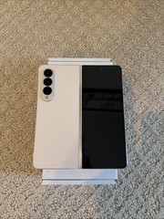 Samsung Galaxy Z Fold 4 256GB Beige