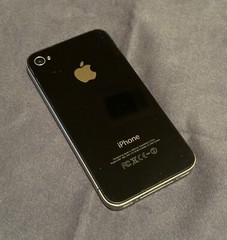 Apple iPhone 4s – 16GB – Black A1387 (CDMA + GSM); Needs battery