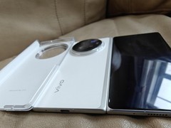 Vivo X Fold 3 Pro 16gb-ram 1TB Unlocked dual sim 10x zoom camera google play