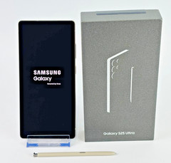 Samsung Galaxy S25 Ultra 256GB Built-in S Pen 2025 Titanium Black