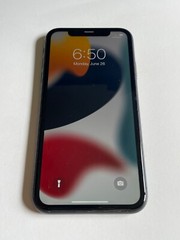 Apple iPhone 11 – 64GB – Black (Unlocked) A2111 (CDMA + GSM)