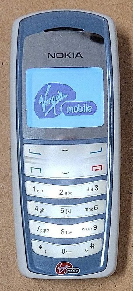 Nokia Shorty 2115i – Blue and White ( Virgin Mobile ) Very Rare Cellular Phone