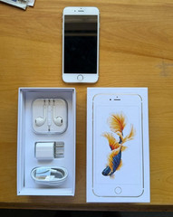 Apple iPhone 6 – 32 GB – Rose Gold (Unlocked)