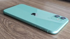 Apple iPhone 11 Unlocked- 64/128/256 GB Boxed With Accessories Random Color