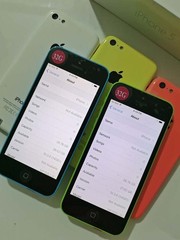 Apple iPhone 5c 8GB/16GB/32GB iOS Unlocked Sealed in box Fully Functional XMAS