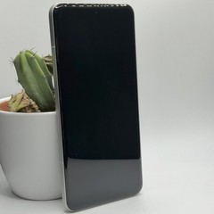 Xiaomi 15 Ultra 512GB / 16GB RAM – Silver Chrome – Excellent