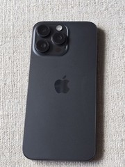 Apple iPhone 15 Pro Max 256GB – Black Titanium (Unlocked) 84% Battery, Read!