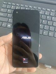 ASUS Zenfone 10 – 16GB RAM 512 GB storage – (Unlocked) 5G Tested GOOD