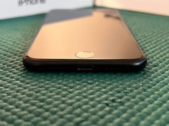 Apple iPhone SE 3rd Generation 64GB Midnight (Unlocked) A2595 (CDMA + GSM)