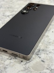 Samsung Galaxy S25 Ultra – 256GB – Titanium Black (Boost Mobile) / NEW*